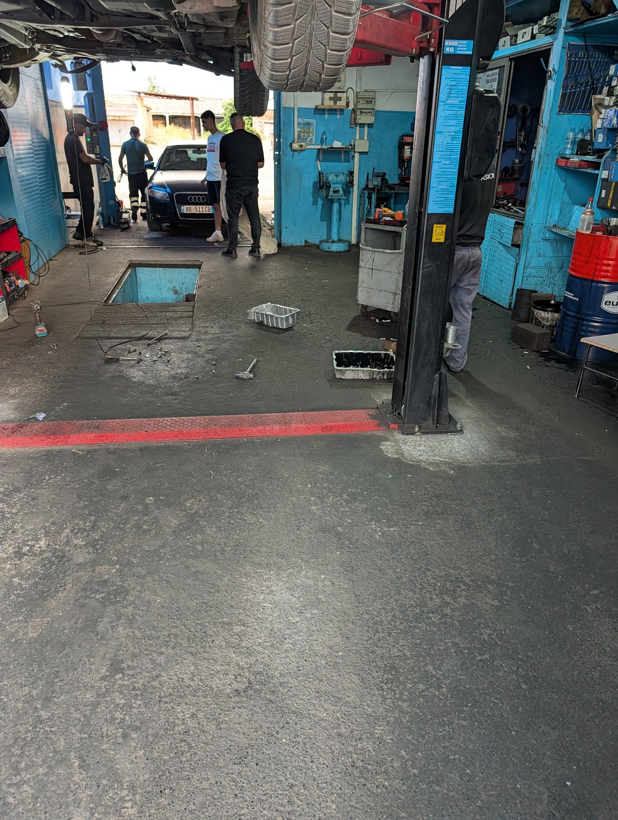 Servis Tili