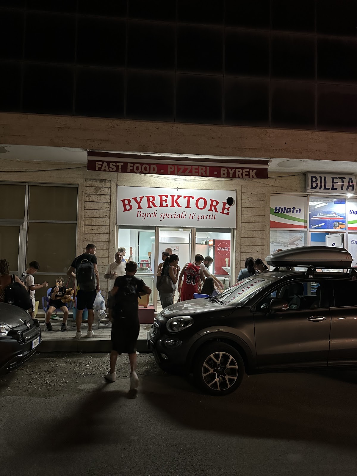 Byrektore. Byreke Speciale te castit