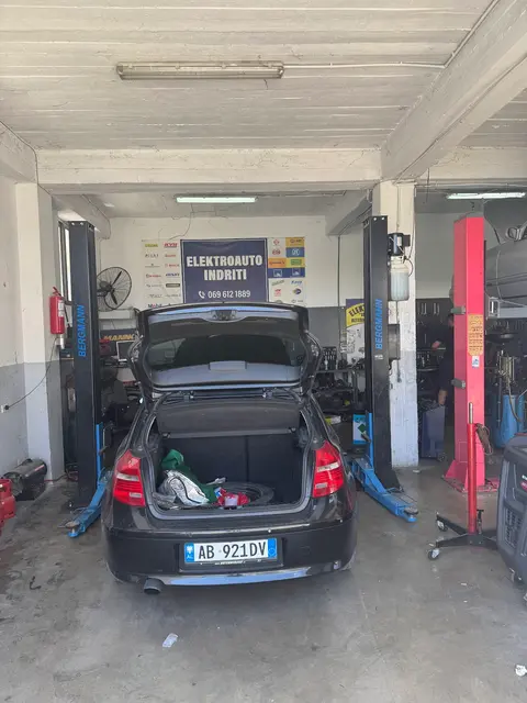 Elektroauto Indriti