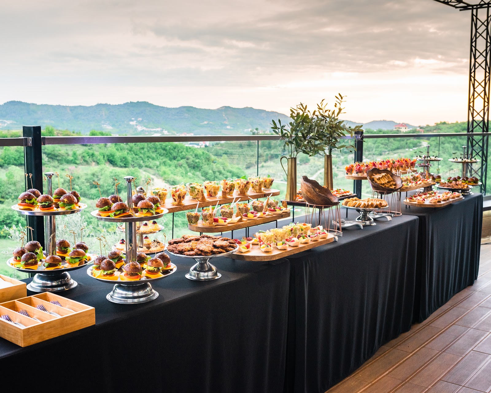 ERA CATERING