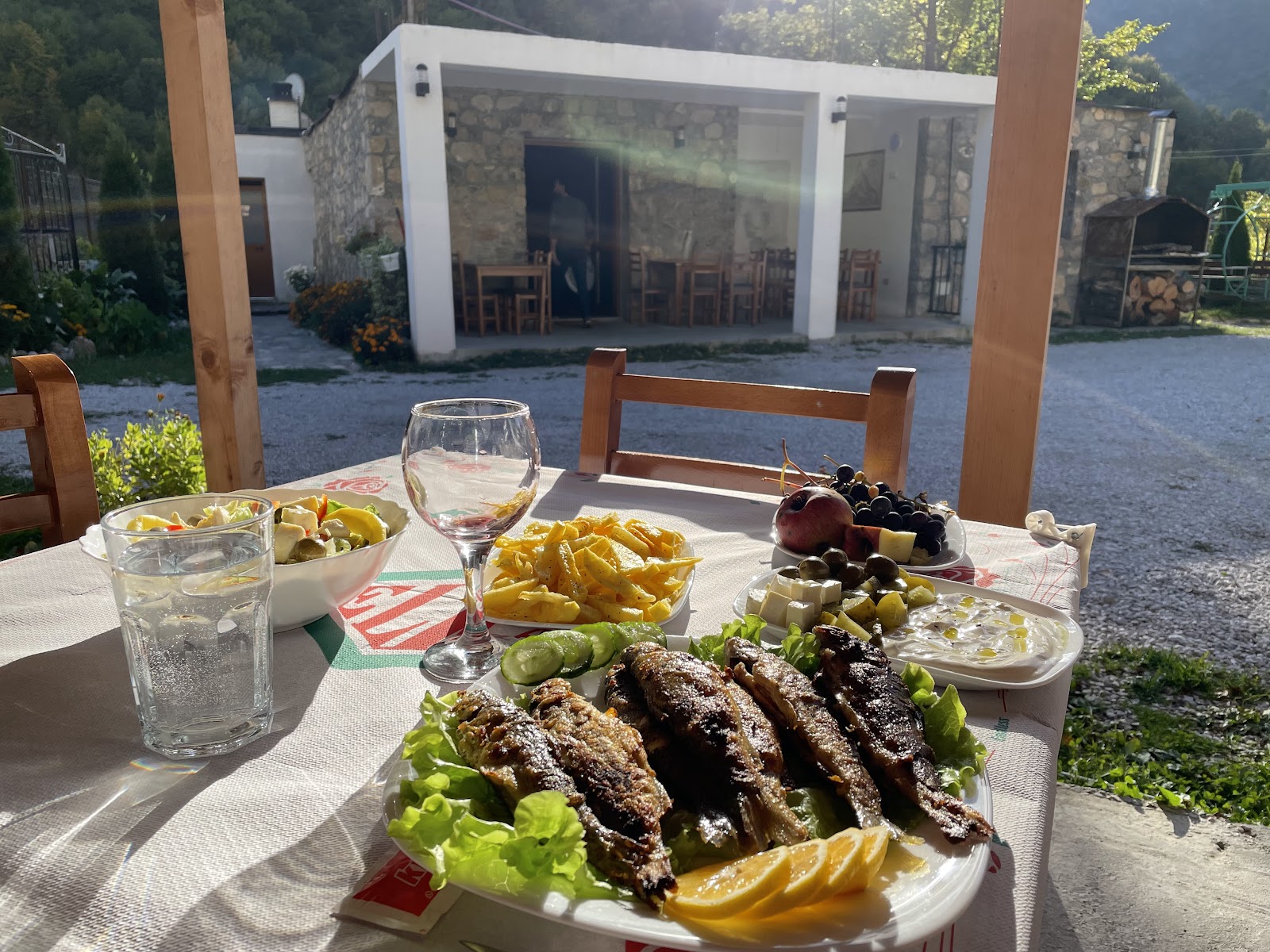 Hotel & Bar - Restorant - Piceri "Dragobia"