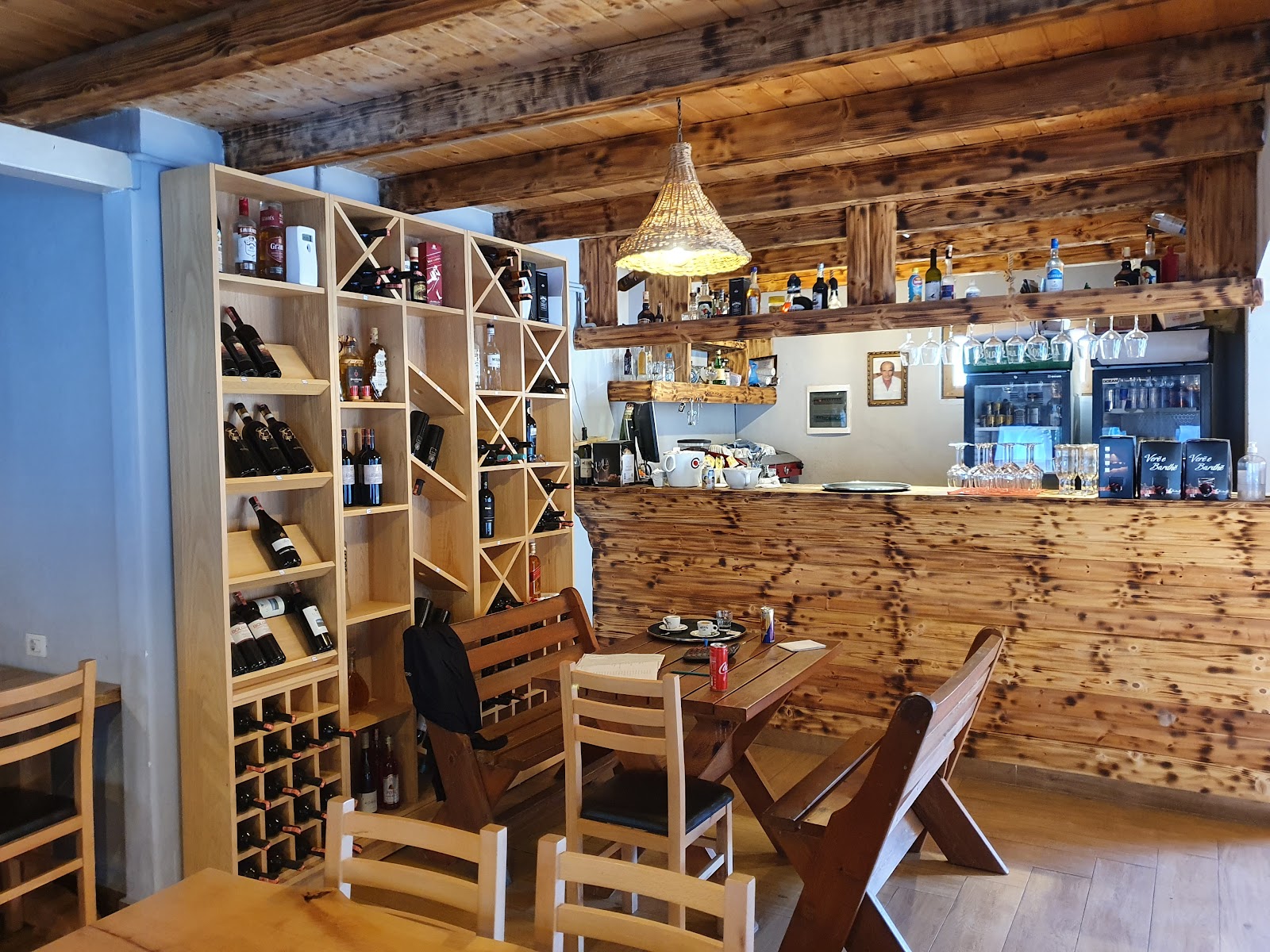 Bar Restaurant
