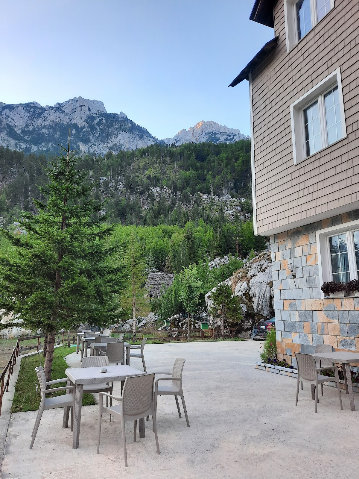 Bar Restorant Hotel