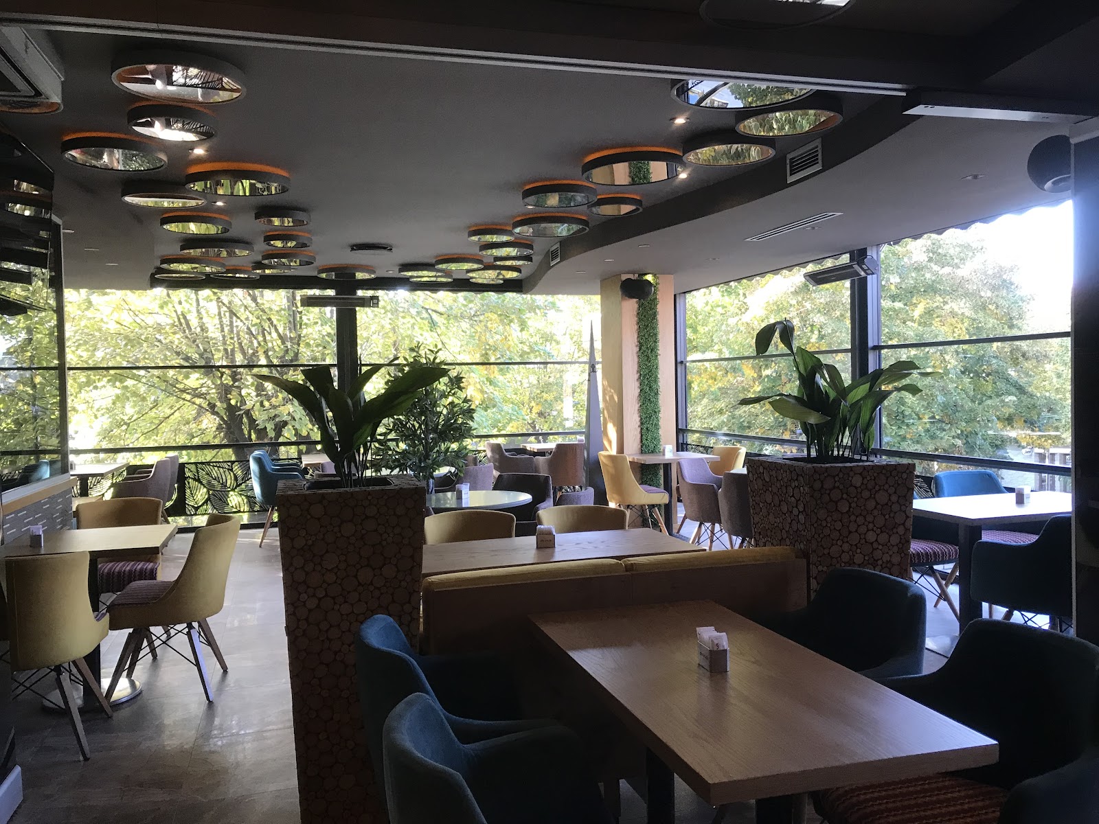 Resto-Bar ZEUS Korçë