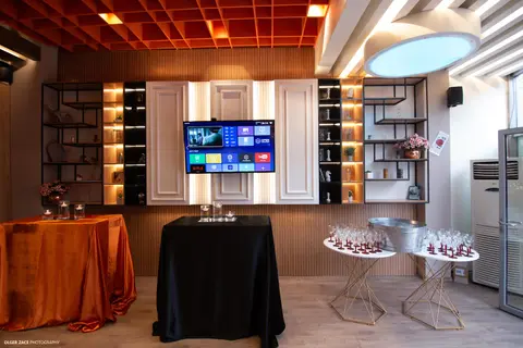 Lounge Friends Bar