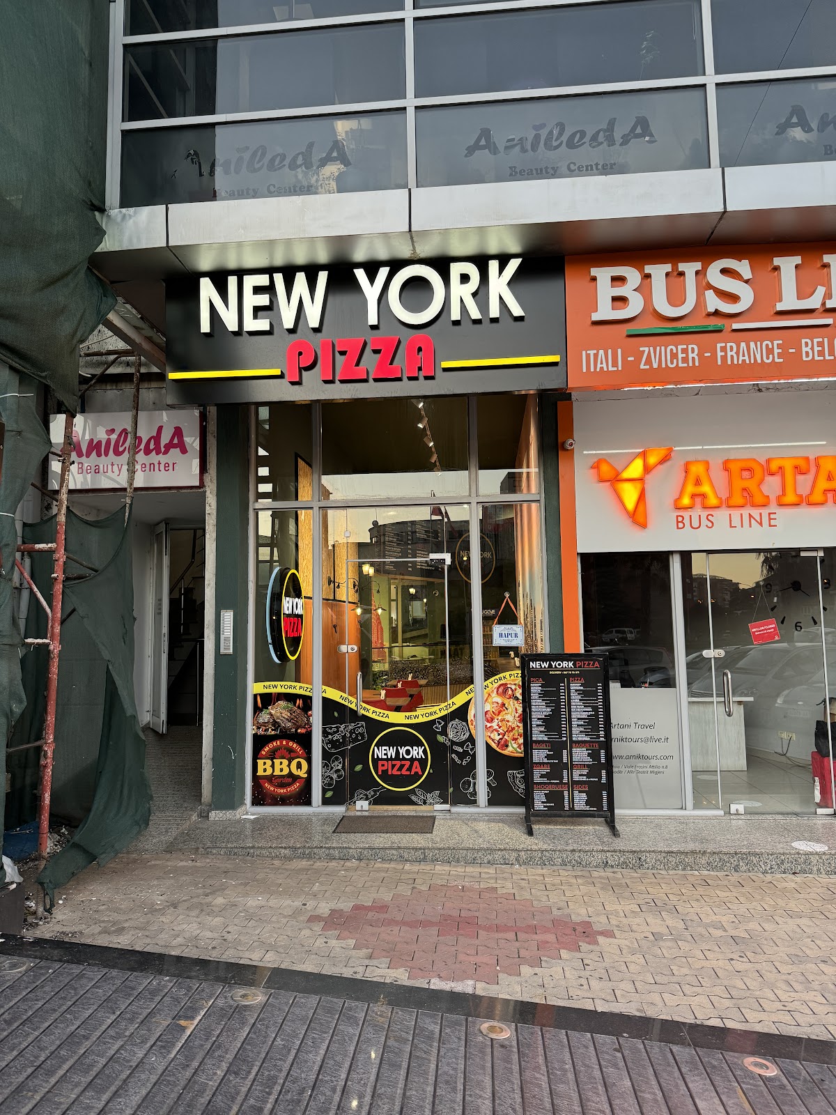 New York Pizza