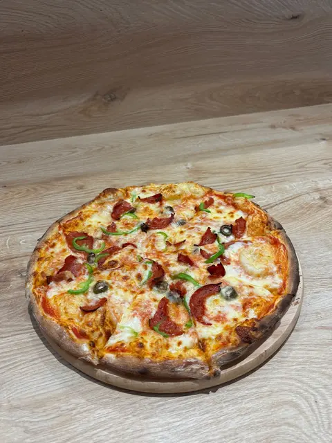 Amo Pizza
