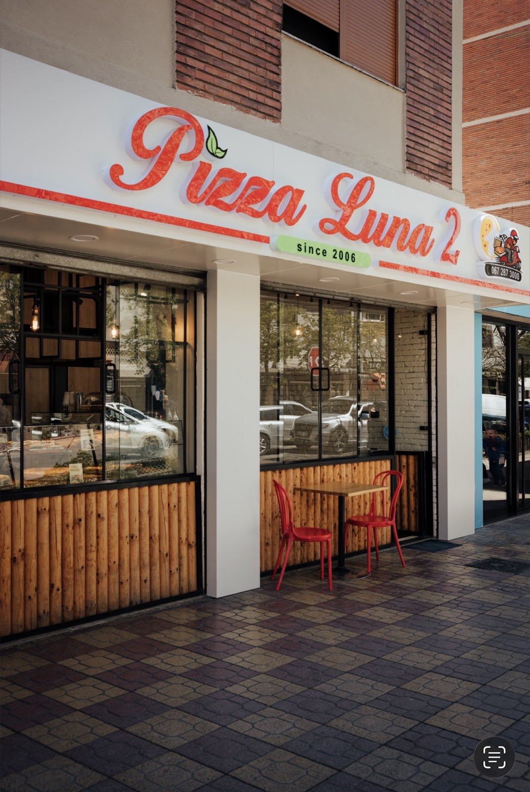 Pizza Luna 2