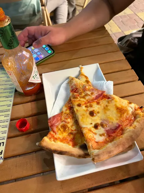 Pizza Luna 2