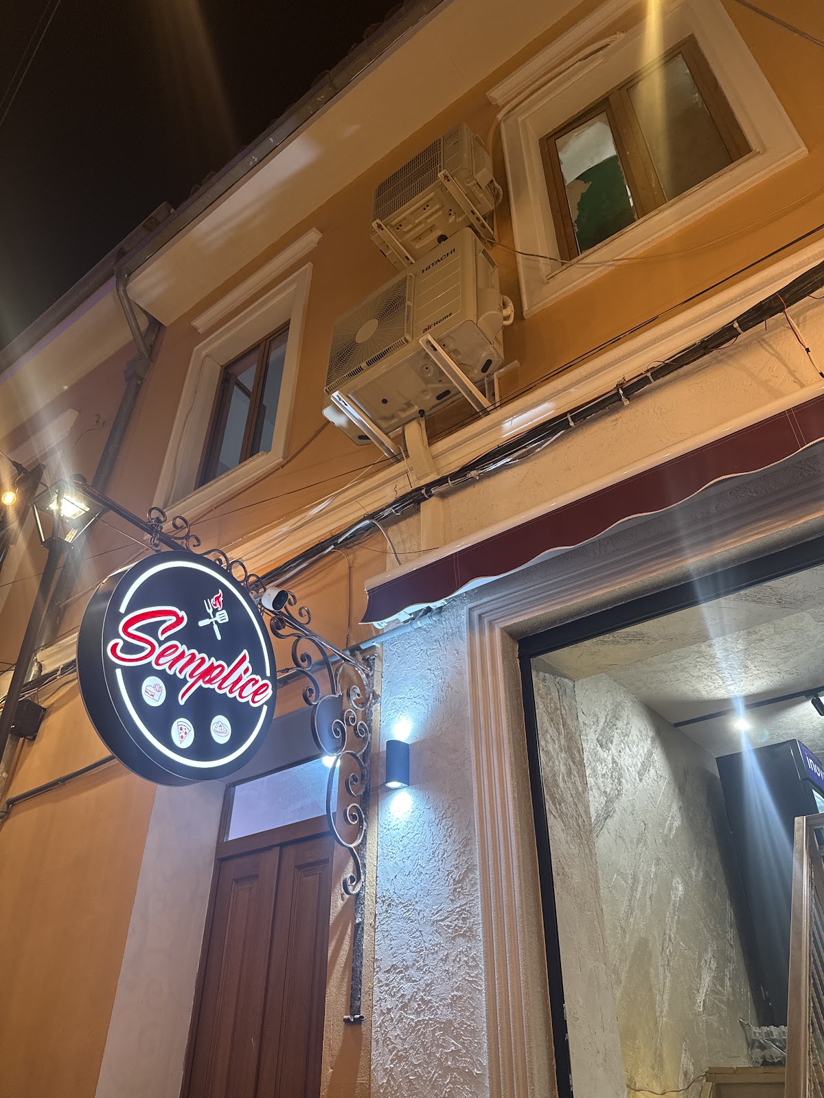 Pizzeria Semplice