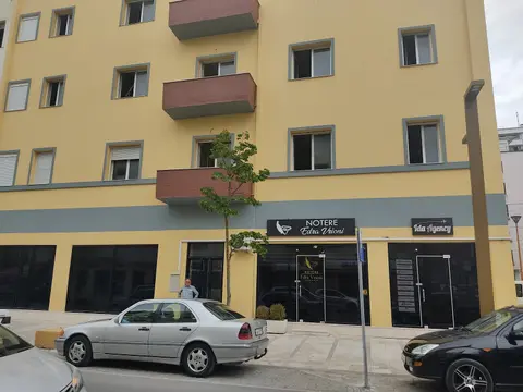 Notere Edra Vrioni