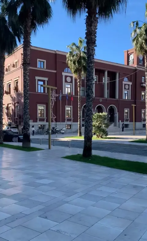 Notere Albana Hodaj