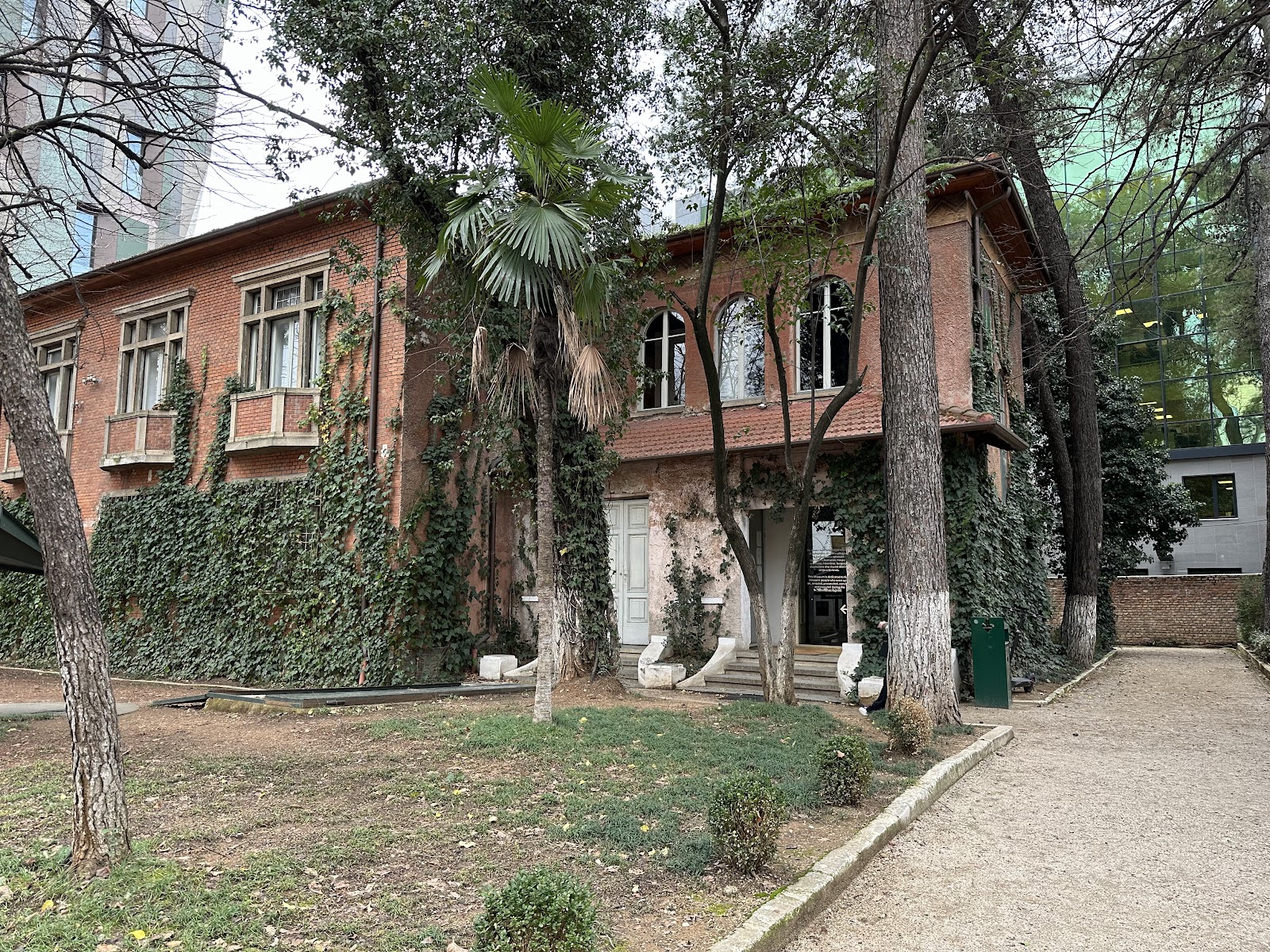 House of Leaves Museum