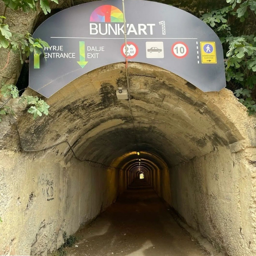 BUNK'ART 1