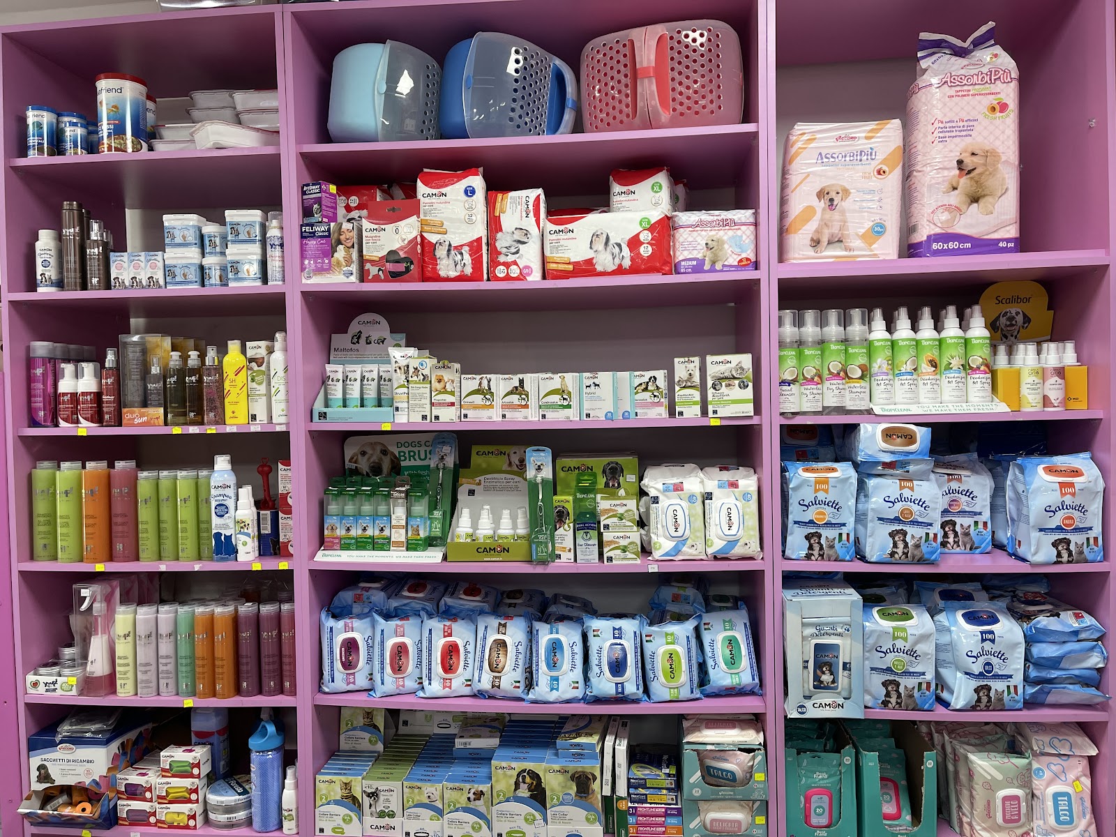 Plusito Pet Shop Tirane Bllok