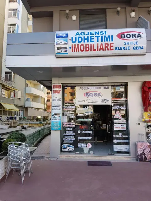 Agjensi Imobiliare Bora