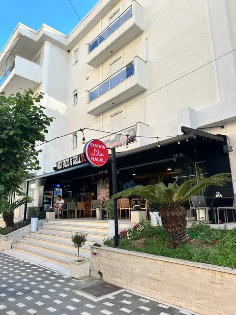 Fast food & Grill Station HALAL (حلال)