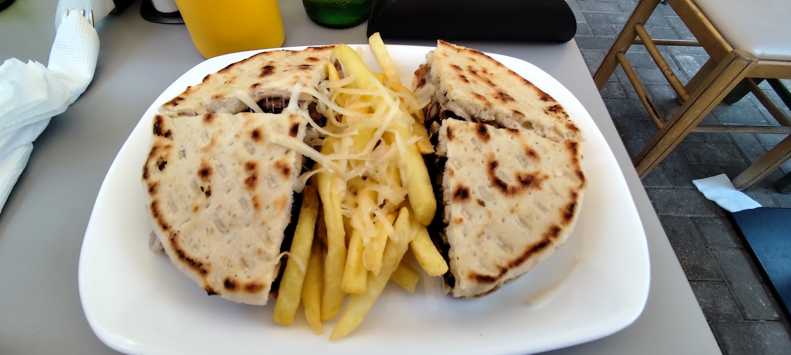 Fast Food Tirana