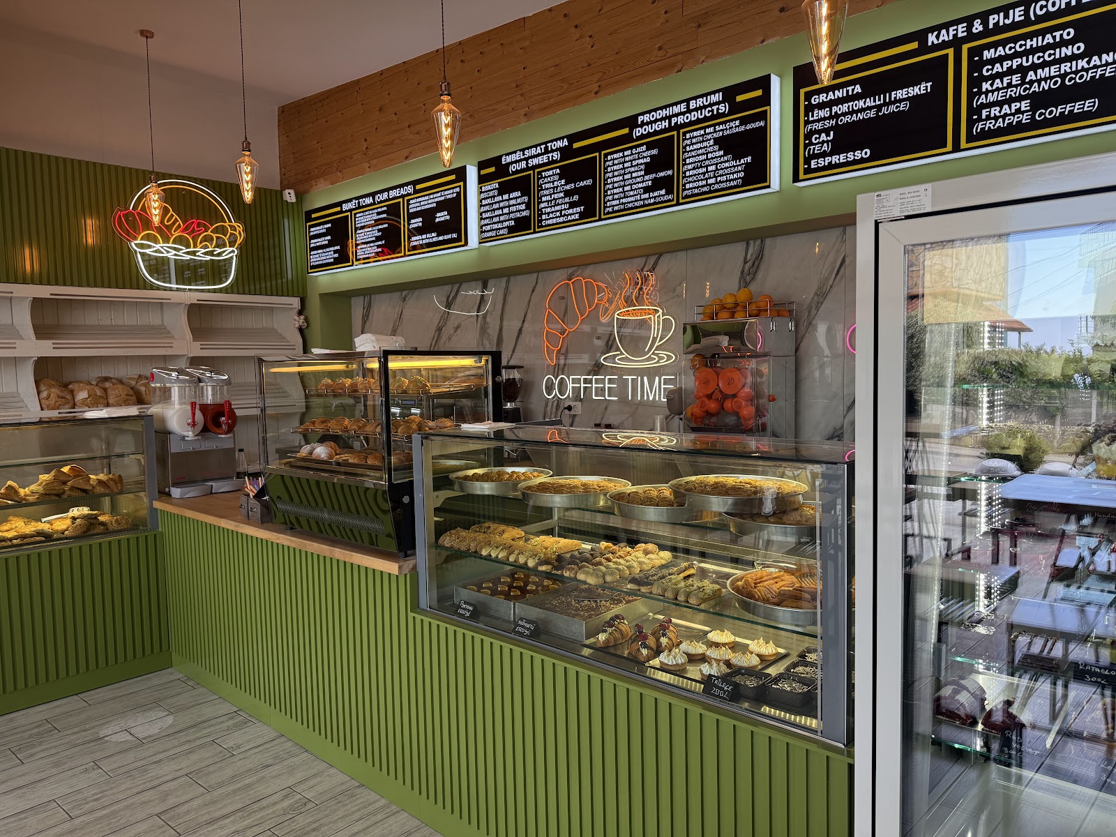 “Barba Niko” Pastry & Bakery