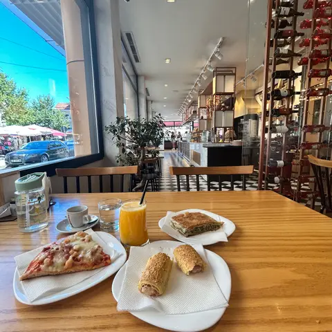 Pastiçeri Pelikan Plazh