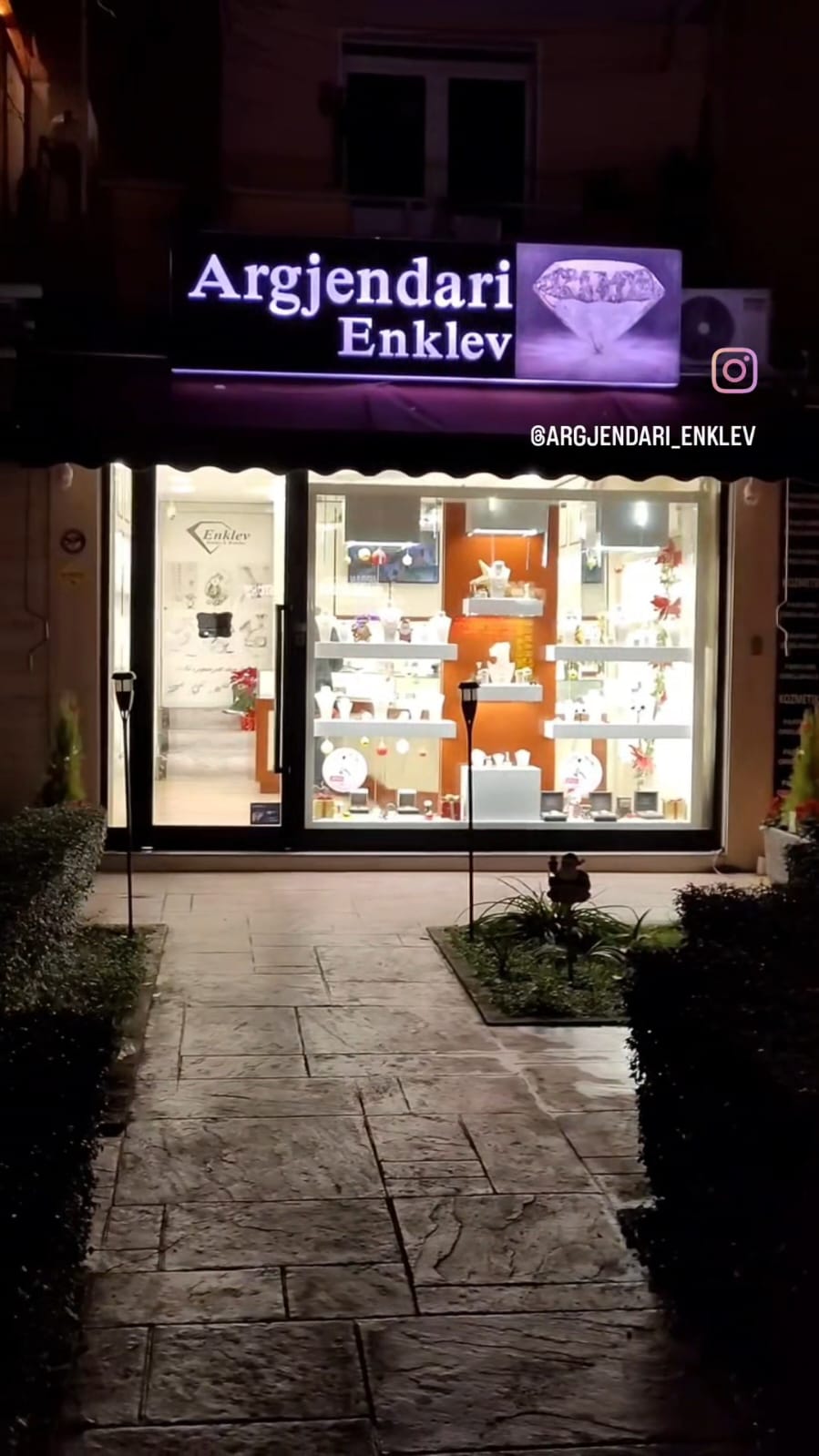 Argjendari Enklev