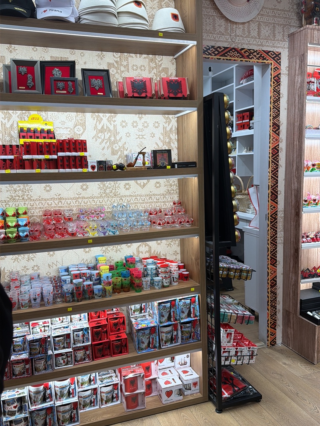 I Love Tirana - Souvenirs, Gifts & Jewelry