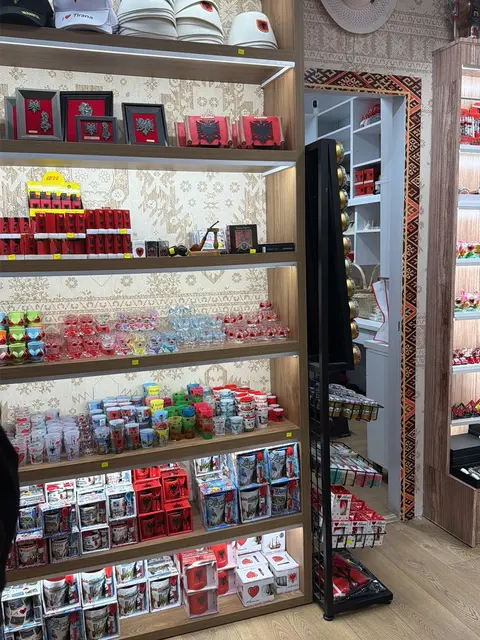 I Love Tirana - Souvenirs, Gifts & Jewelry
