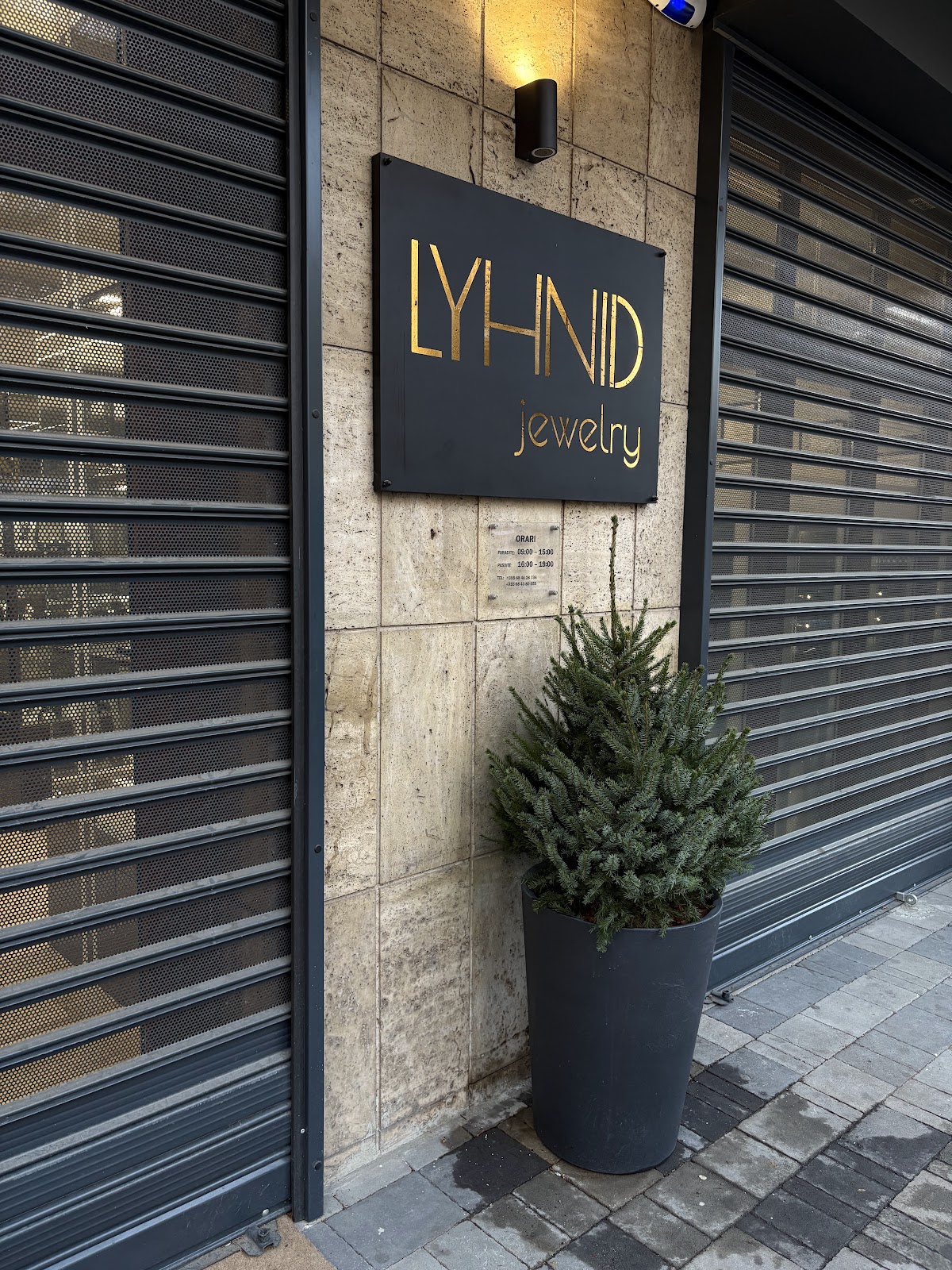 Lyhnid Jewelry