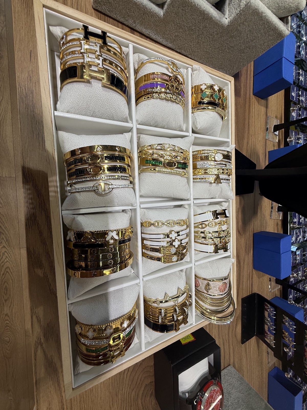 I Love Tirana - Souvenirs, Gifts & Jewelry