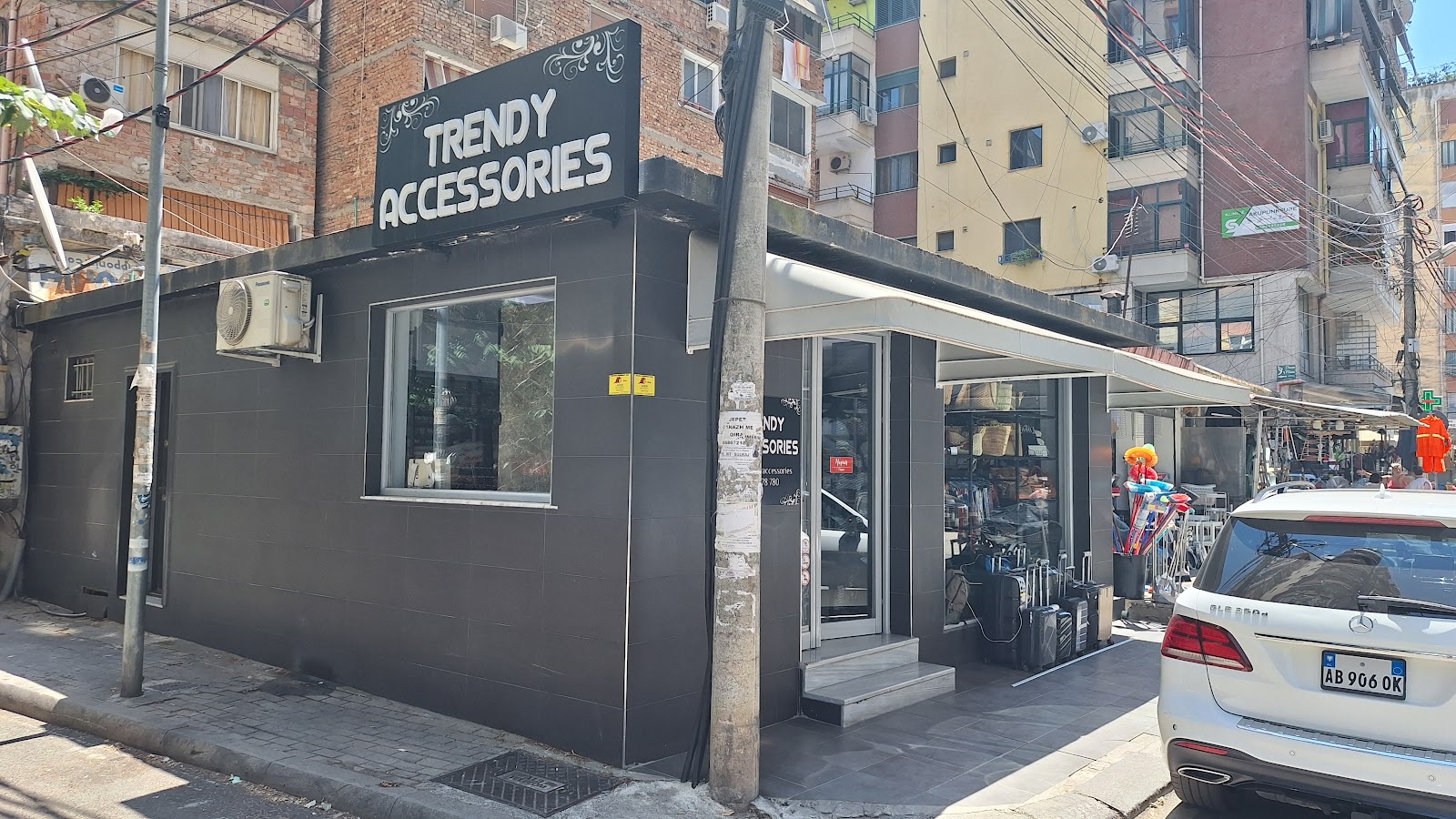 Trendy Accesories