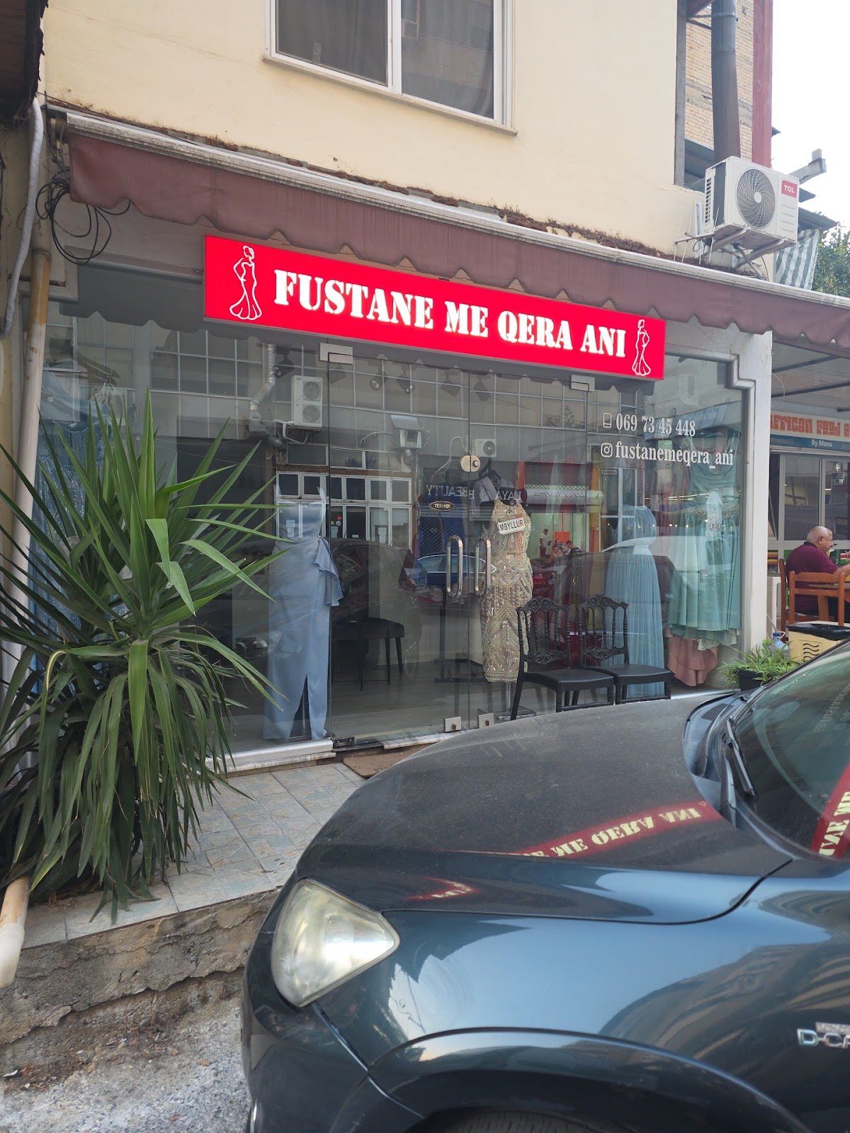 Fustane me qera Ani