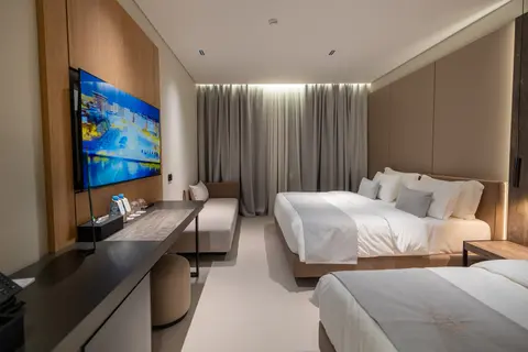 PADMA Hotel