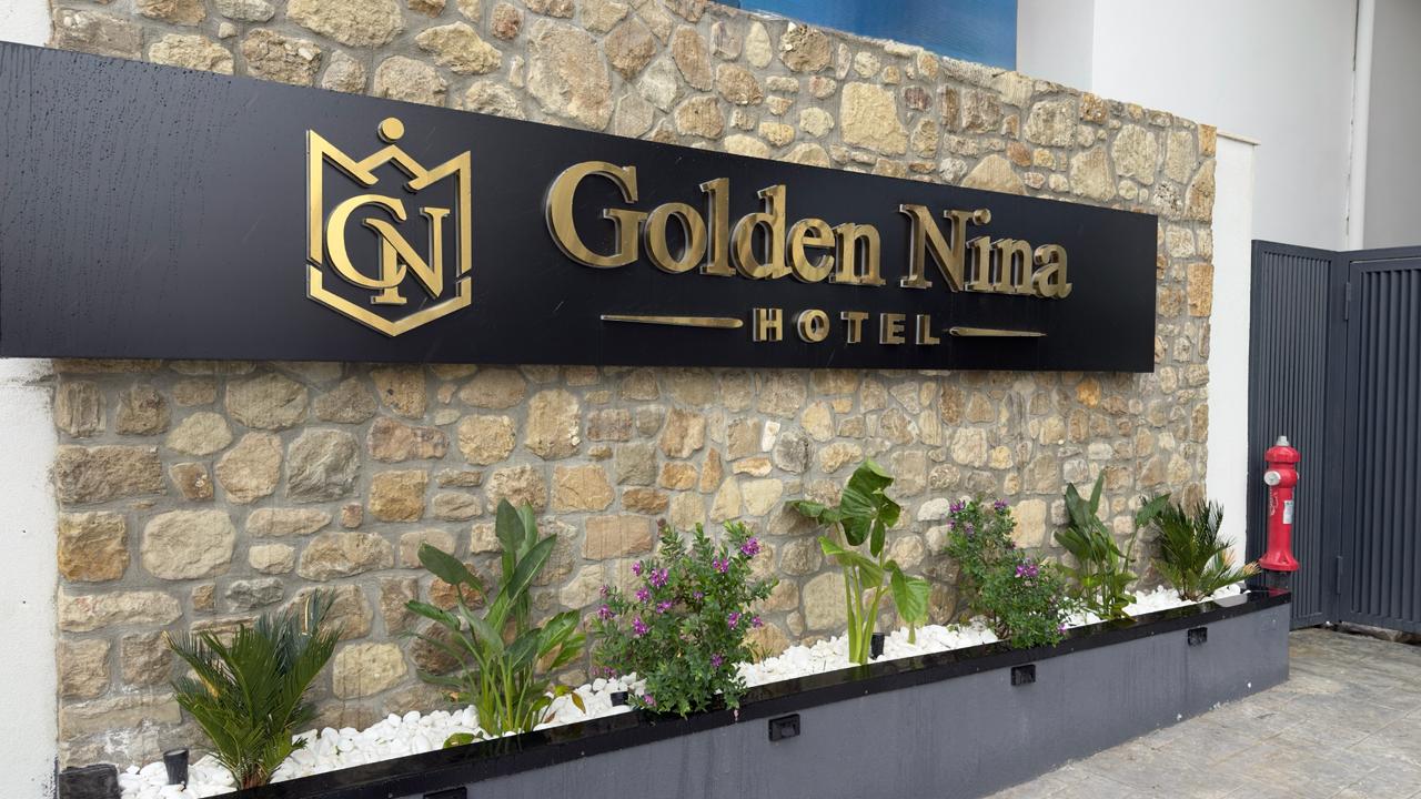 Golden Nina Hotel