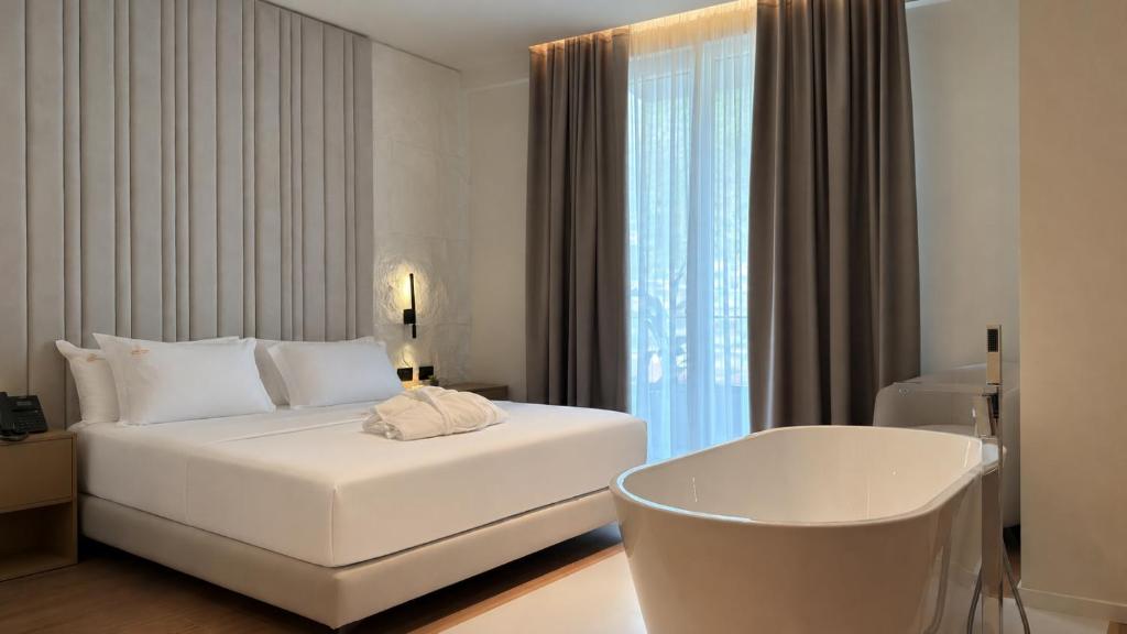 Golden Nina Hotel
