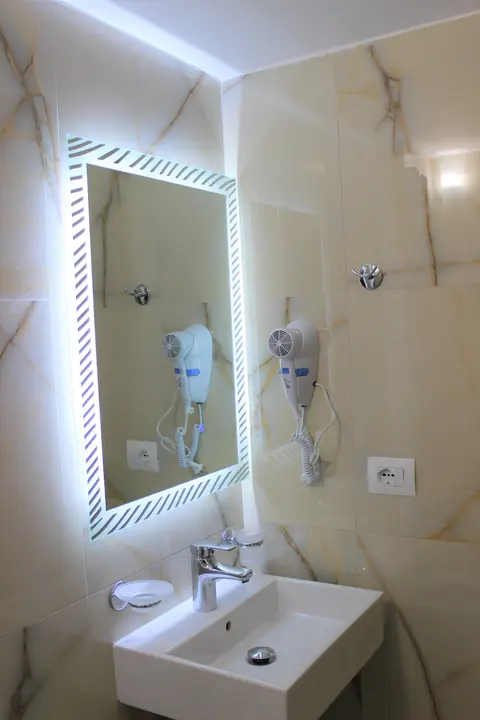 Elite Hotel