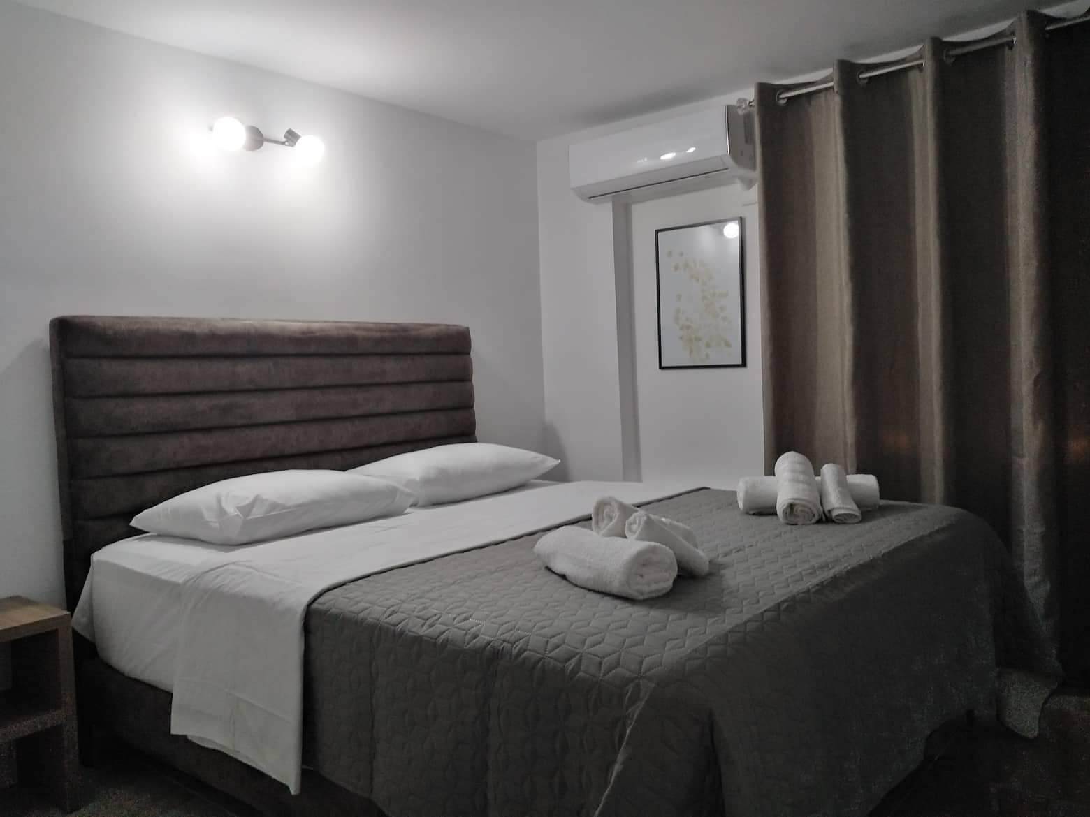 Elite Hotel