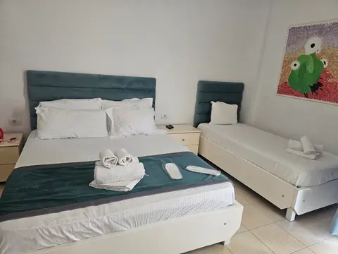 Saranda Hotel