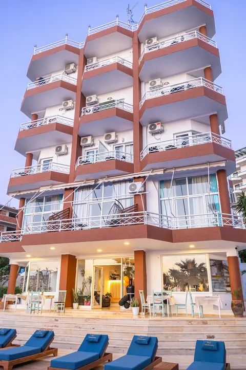 Saranda Hotel