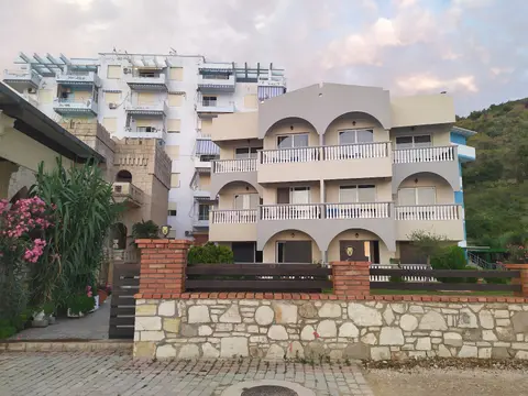 Castle Hotel