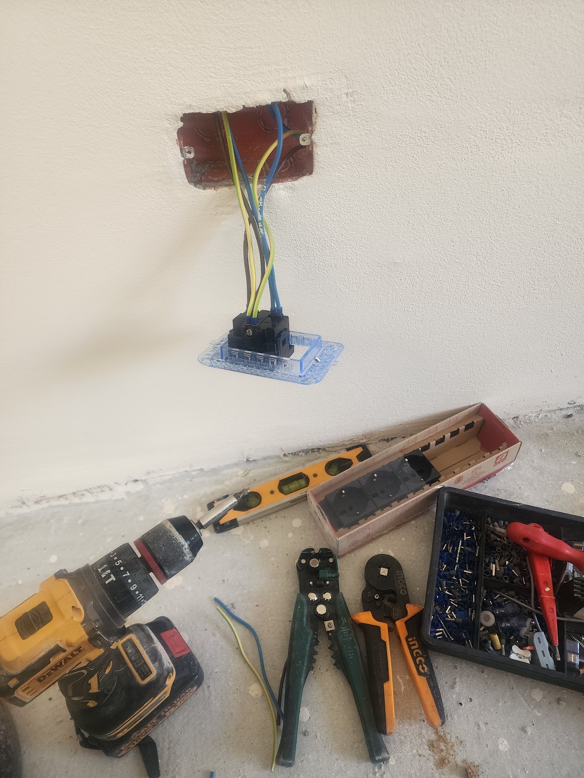 Elektricist fatjoni