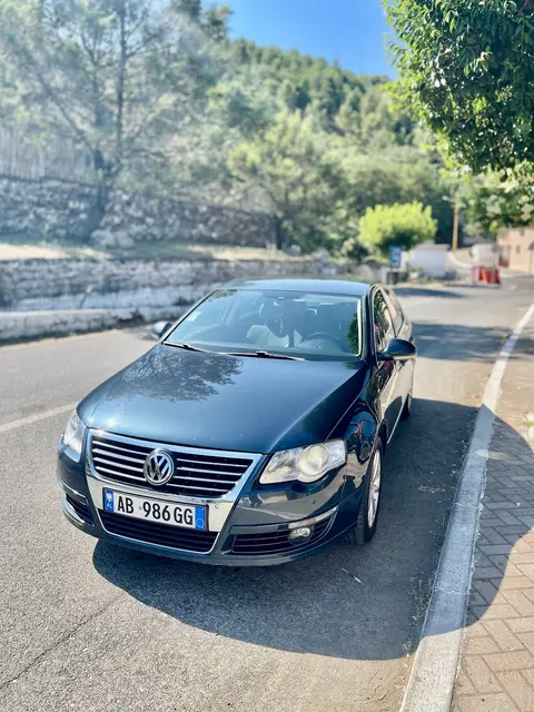 Makina me qira Loshi (Car rental)