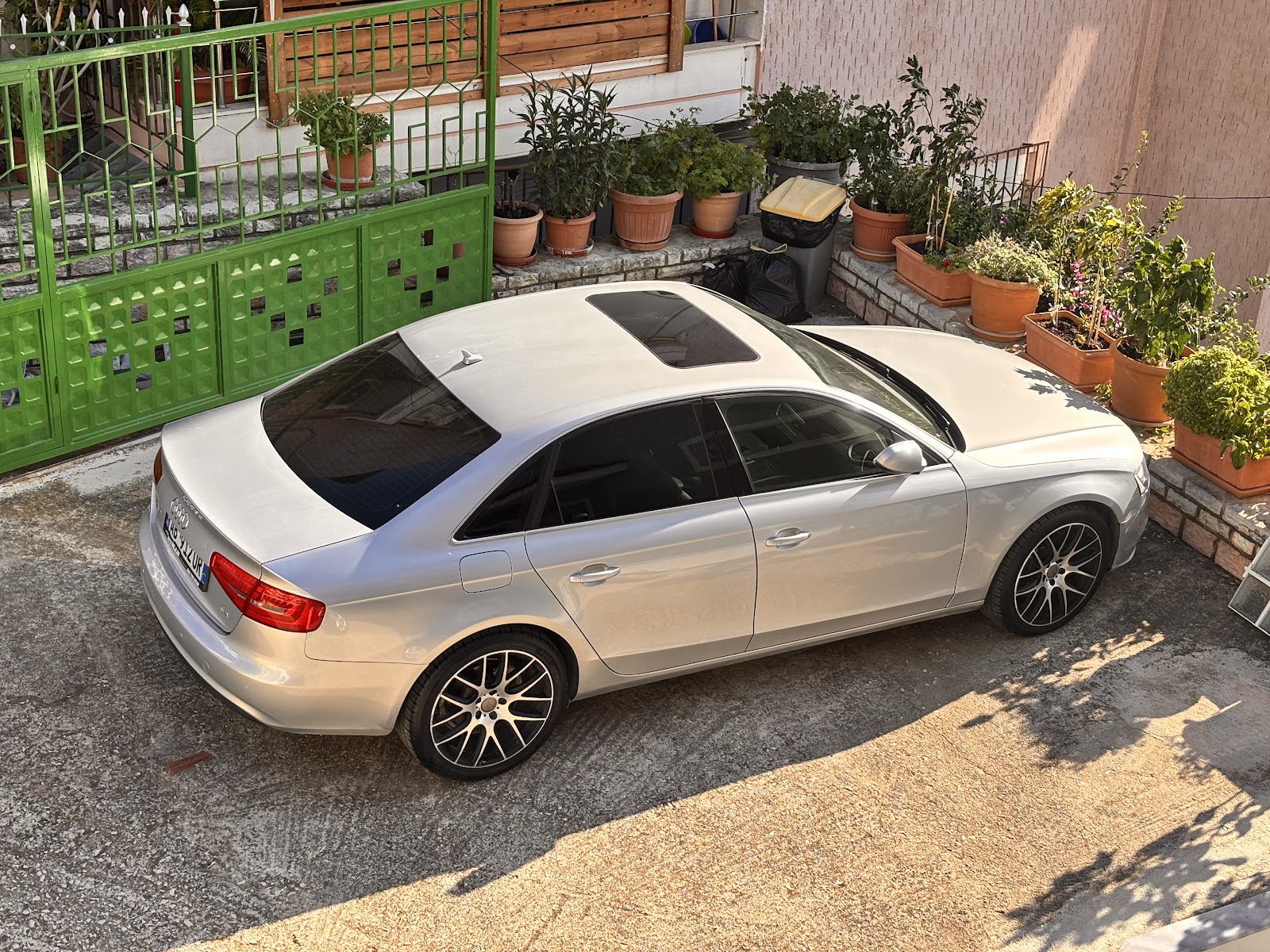 Auto Rejlin - Rent a Car, Auto noleggio, Makina me Qera,