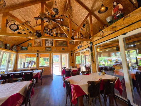Trofta Borovë (Borovë Trout Restaurant)