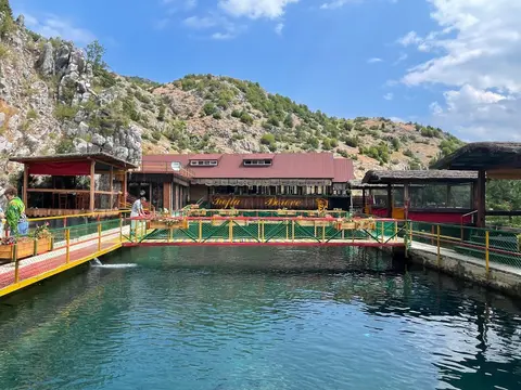 Trofta Borovë (Borovë Trout Restaurant)