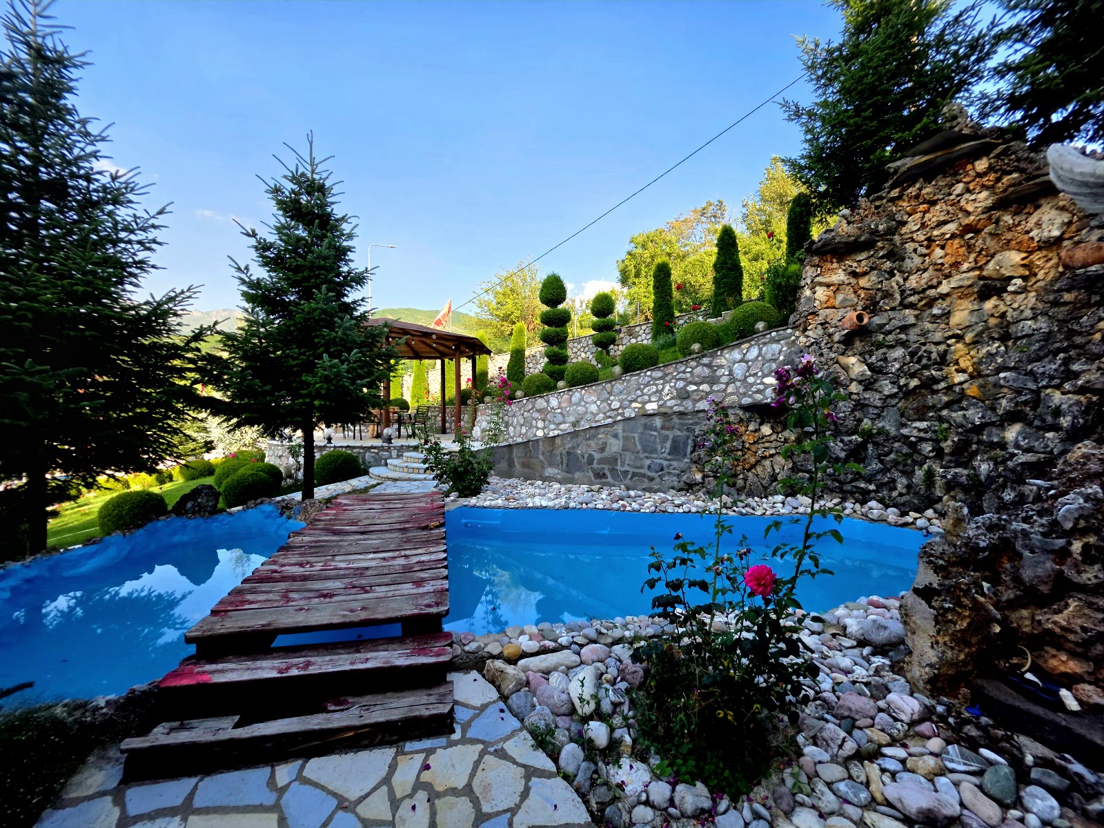 Restorant Izeti Dobrovë Peshkopi