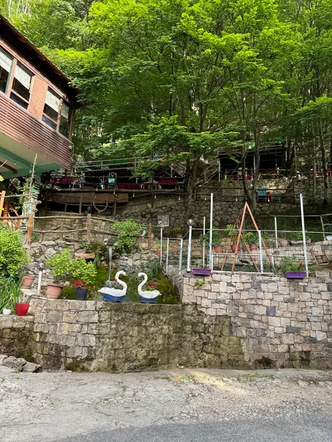 Bar restorant Uji i Ftohtë Dajti