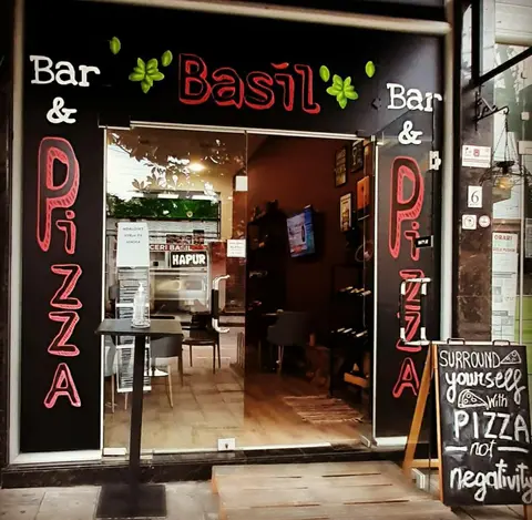 Piceri Basil