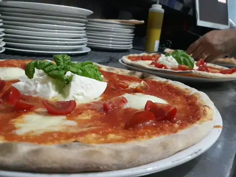 Pizzeria Bella Italia