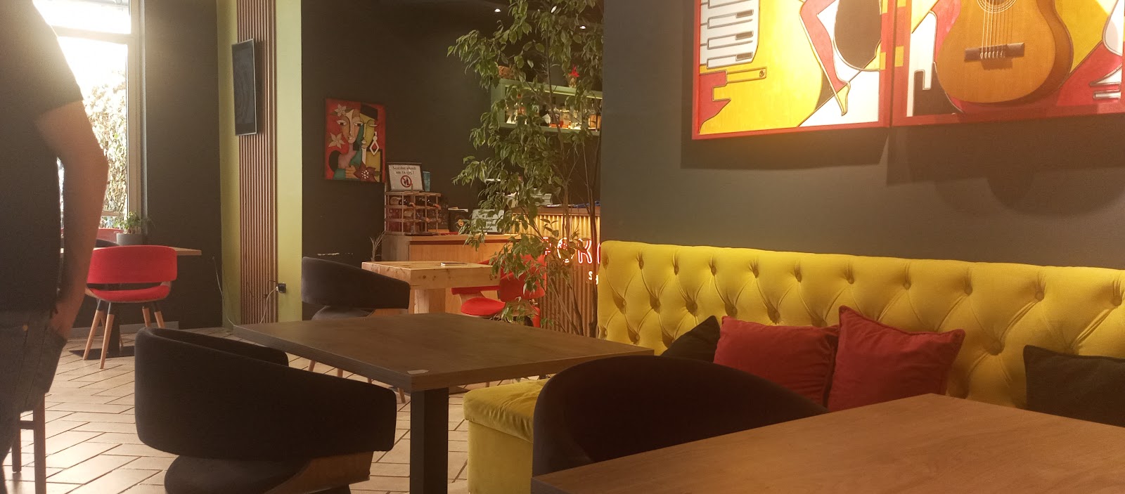 Poka Pizza Tirana