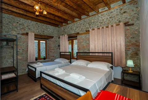 InTown Guesthouse Shkodër